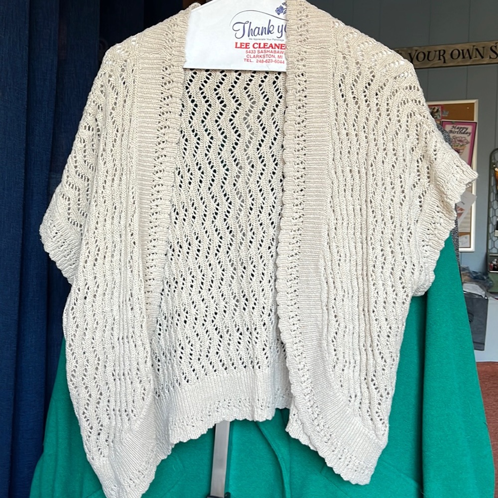 St. John’s Bay shrug, size 2X, women’s